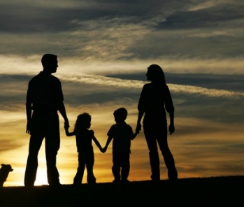 Μην ξεχνάτε ότι εκτός από γονείς, είστε και σύντροφοι.